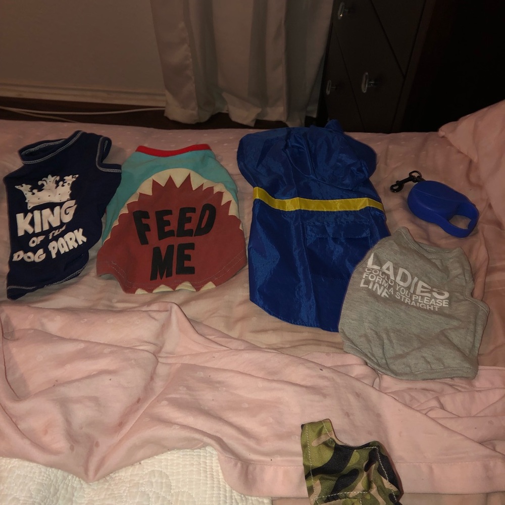 💋SOLD💋16+ dog/puppy clothes & accessories